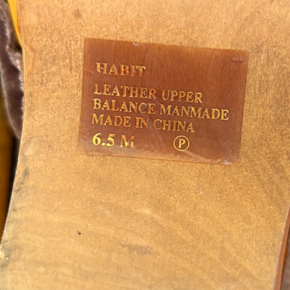 Kenzie Gold Leather Buckle Clog Mules with Metallic AccentSize 6.5 - Picture 6 of 10